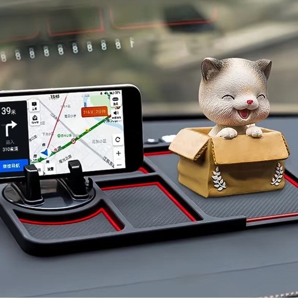 Multifunctional Dash May with Phone Mount - Picture 2 of 3